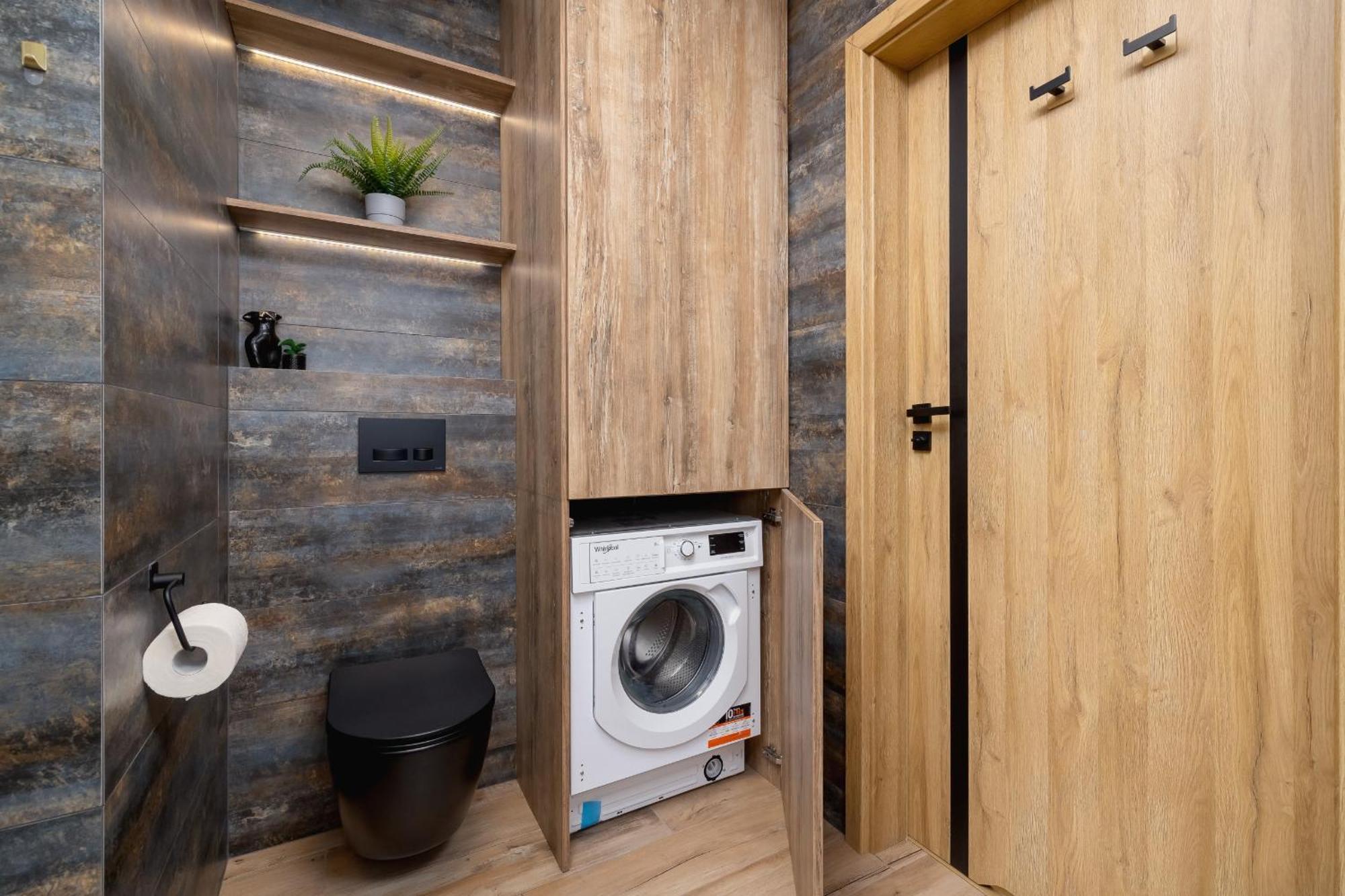 Exclusive Apartment In Katowice With Balcony, Parking, Gym And Sauna By Noclegi Renters Exterior photo